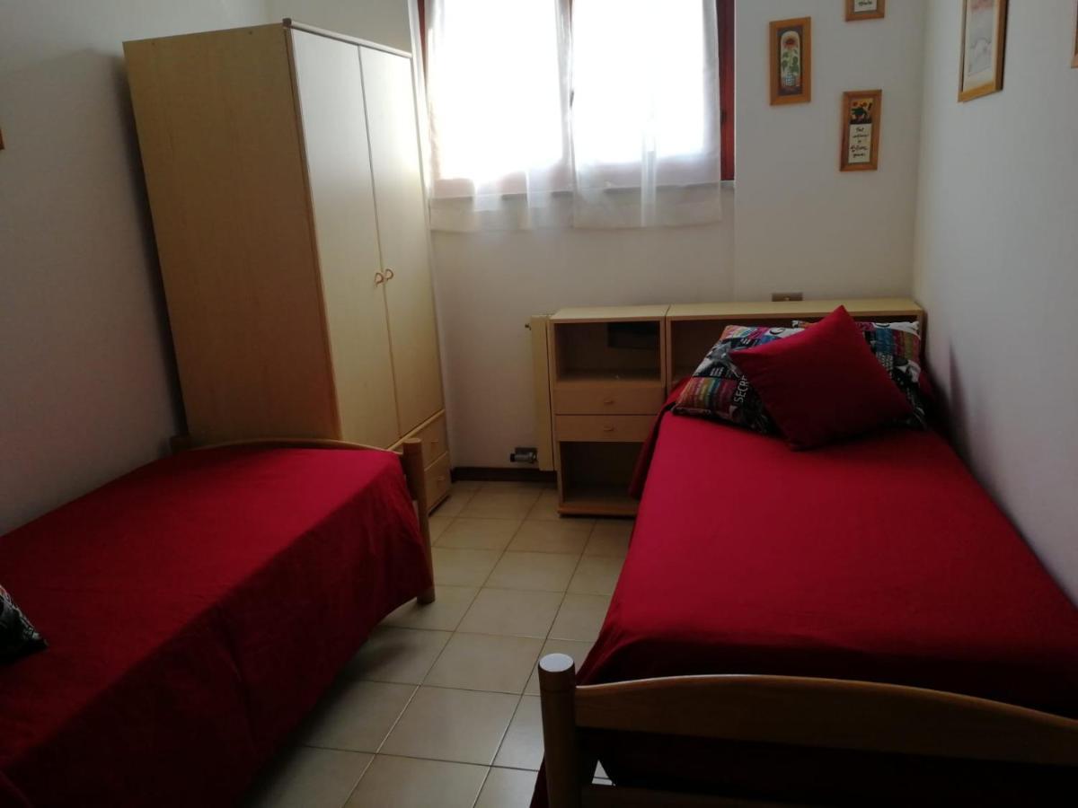 la casa dei bebi Apartment Carrara Bagian luar foto